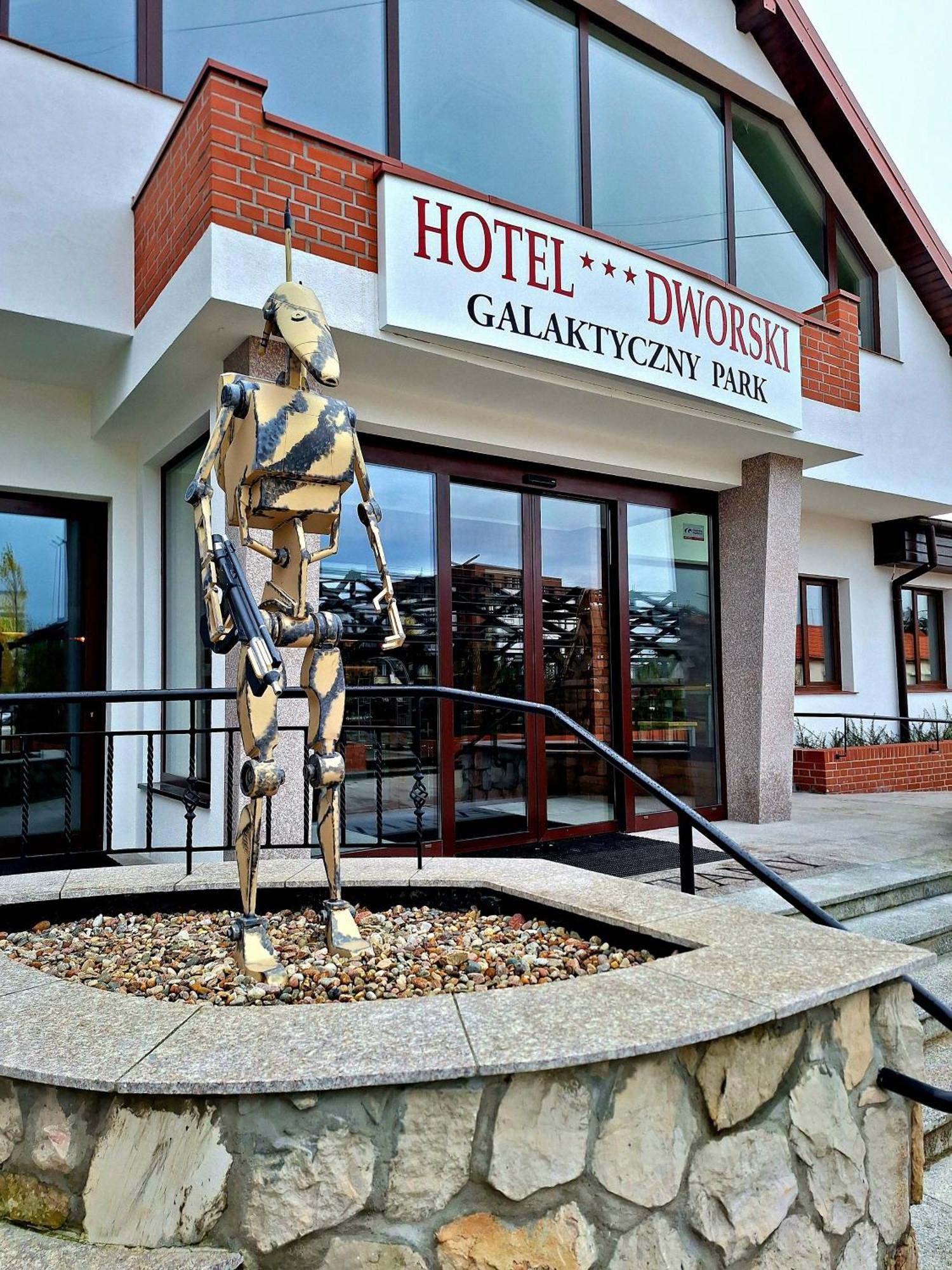 Hotel Dworski Galaktyczny Park Warzymice ภายนอก รูปภาพ